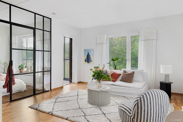 11874293_19-328-16_photo_web