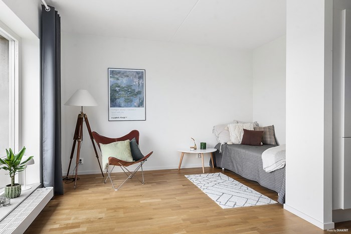 12126262_8-328-16_photo_web