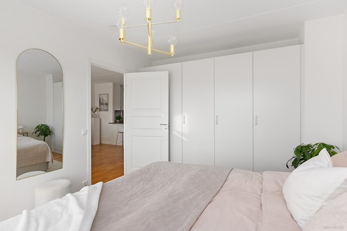 12625363_18-328-16_photo_web